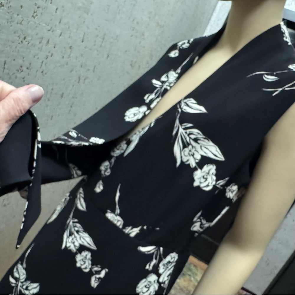 Jones Wear Black and White Asymmetrical Floral Wrap Dress - Picture 8 of 12